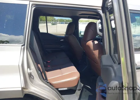 2025 Toyota Land Cruiser z USA, uszkodzony, nr VIN JTEABFAJ2S5010863